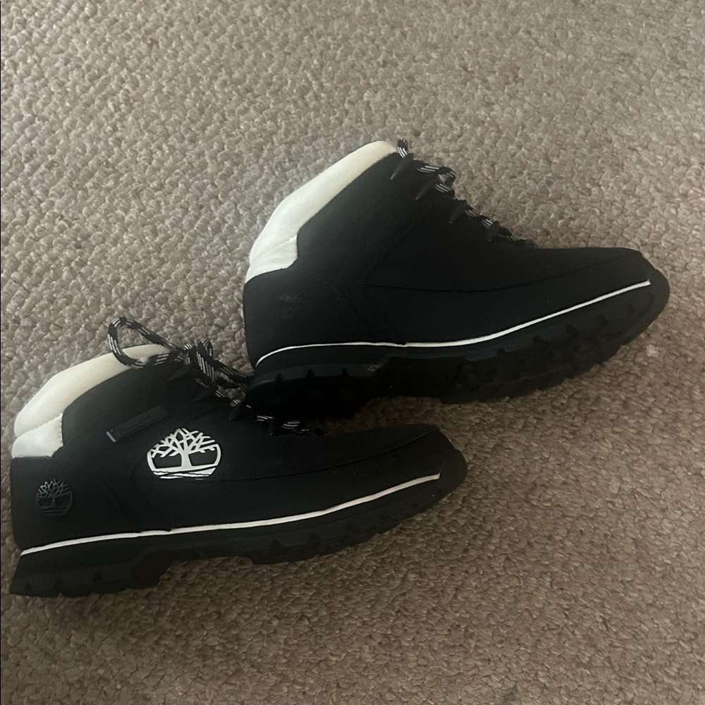 Timberland Men's Black and Cream Boots
